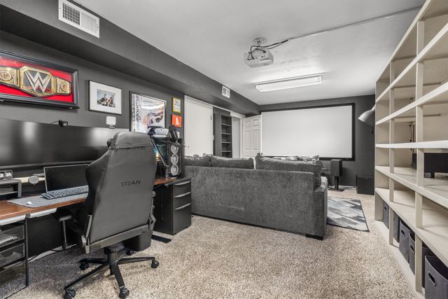 632 Caduceus Court, Hurst, TX 76053