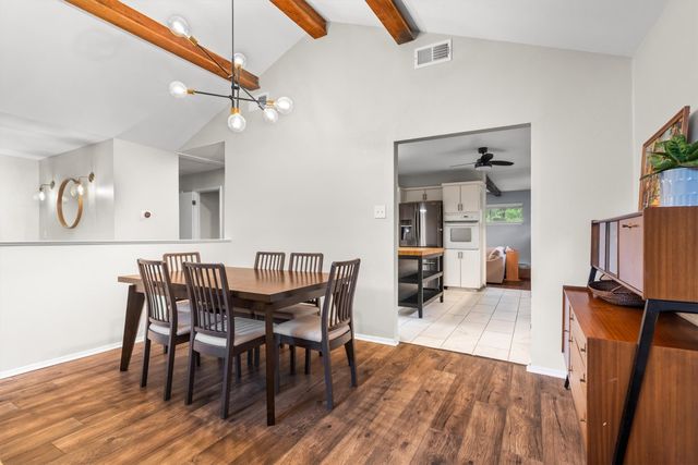 632 Caduceus Court, Hurst, TX 76053