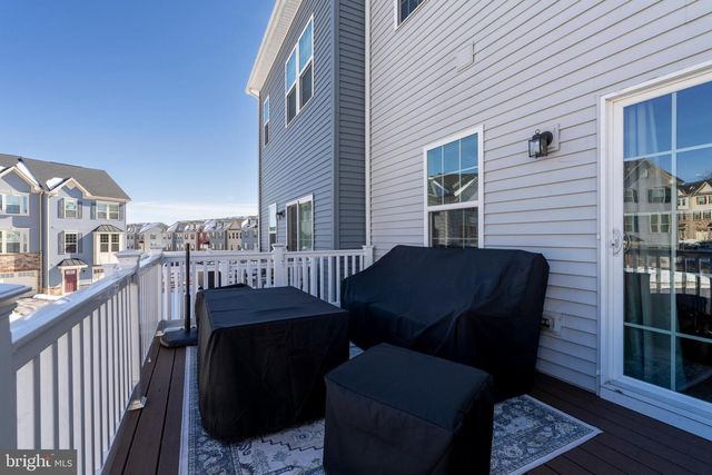 110 BETHLEHEM PL, Brooklyn, MD 21225