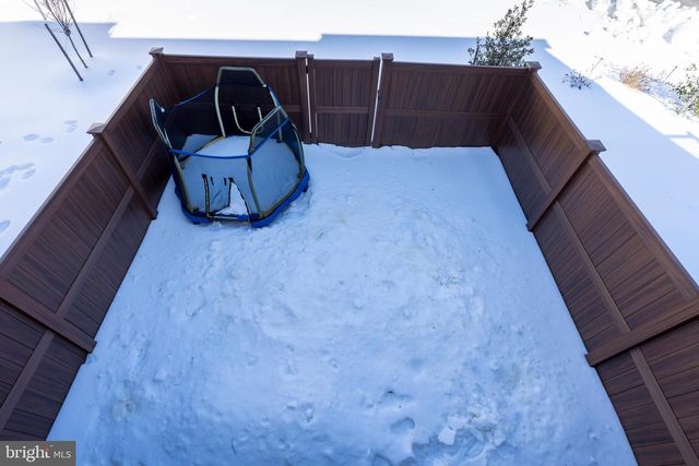 110 BETHLEHEM PL, Brooklyn, MD 21225