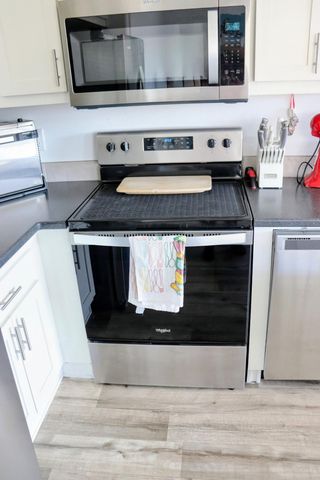 3555 S Pacific Highway 48, Medford, OR 97501