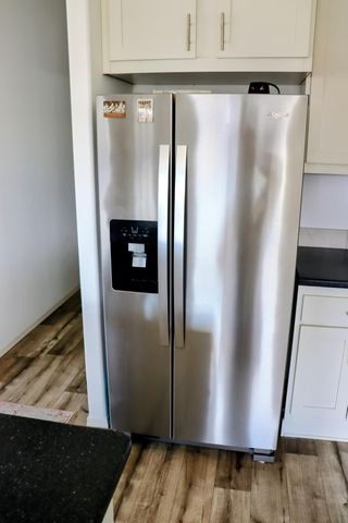 3555 S Pacific Highway 48, Medford, OR 97501