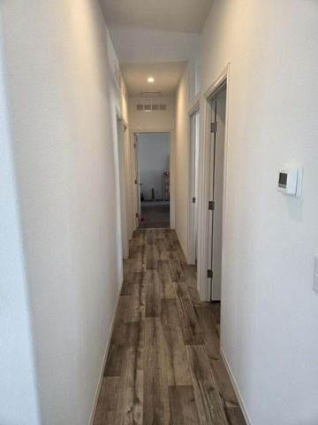 3555 S Pacific Highway 48, Medford, OR 97501