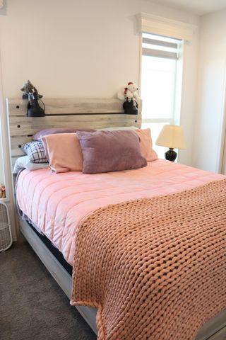 3555 S Pacific Highway 48, Medford, OR 97501