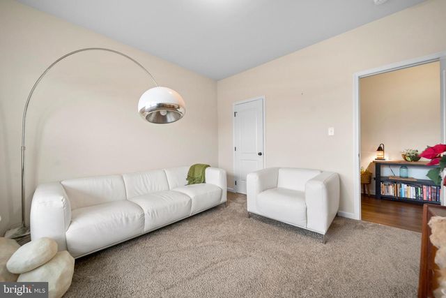 51 BREEZE KNOLL WAY, Charles Town, WV 25414