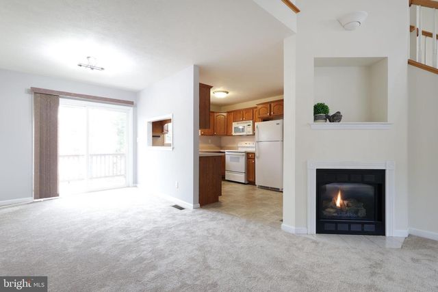 210 AMBLEWOOD WAY, State College, PA 16803