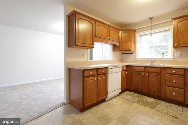 210 AMBLEWOOD WAY, State College, PA 16803