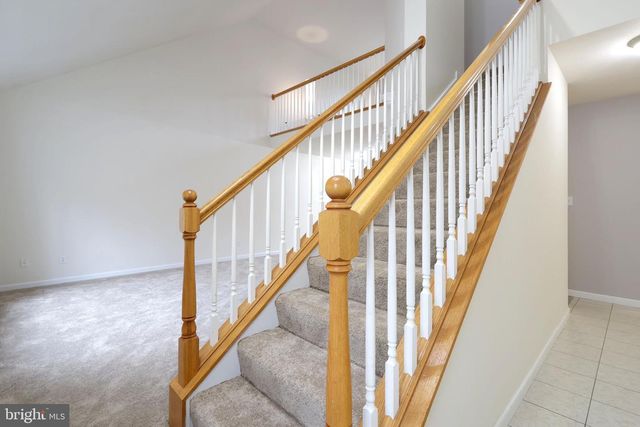 210 AMBLEWOOD WAY, State College, PA 16803