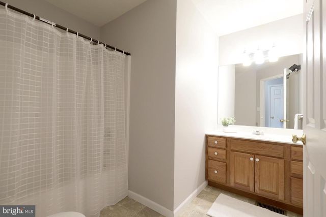 210 AMBLEWOOD WAY, State College, PA 16803