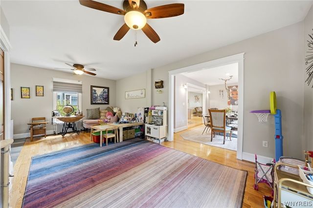 89 Garrison Road, Amherst, NY 14221