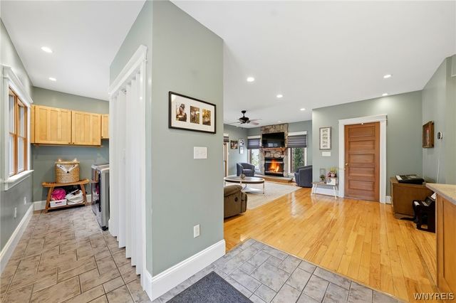 89 Garrison Road, Amherst, NY 14221