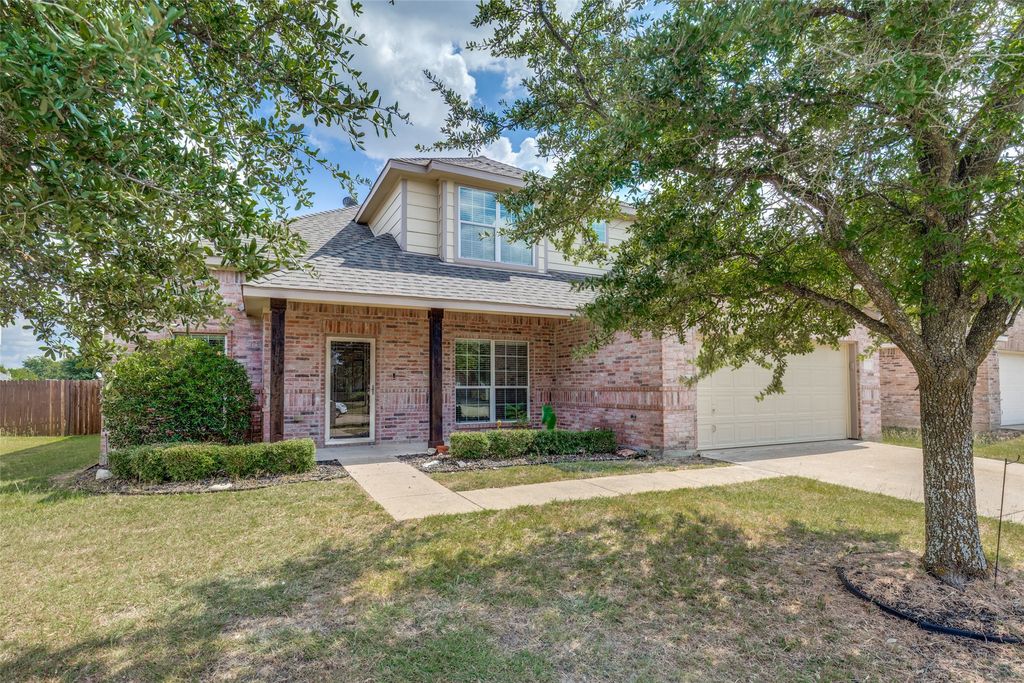 530 Chelsea Drive, Midlothian, TX 76065