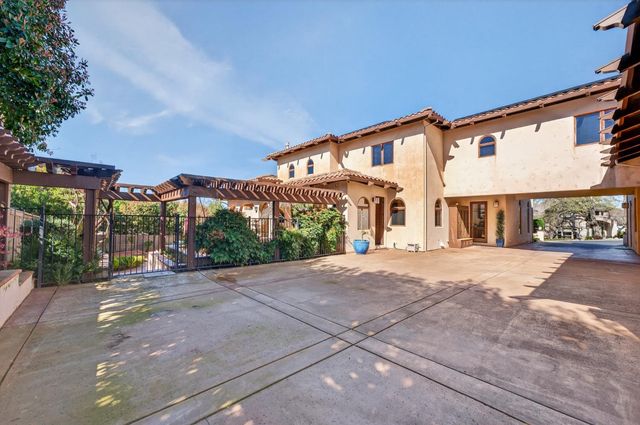 4505 Echo Springs Cir, El Dorado Hills, CA 95762