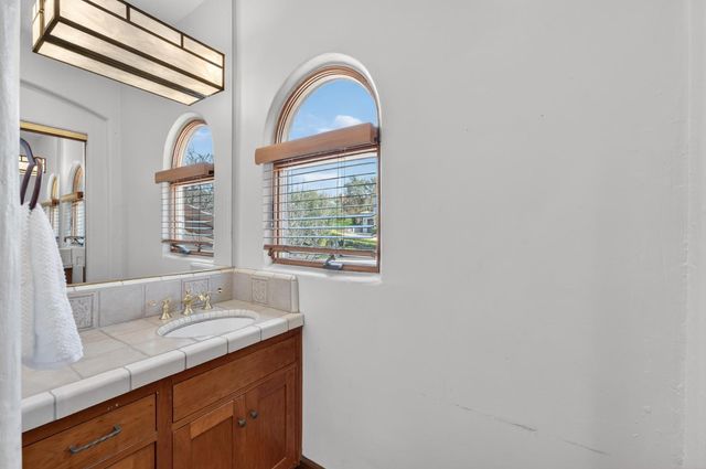 4505 Echo Springs Cir, El Dorado Hills, CA 95762