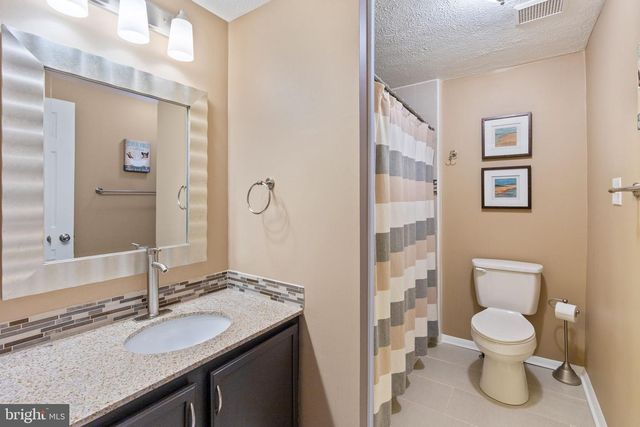 6008 CEDAR WOOD DR, Columbia, MD 21044