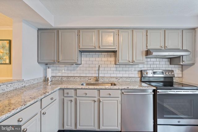 6008 CEDAR WOOD DR, Columbia, MD 21044