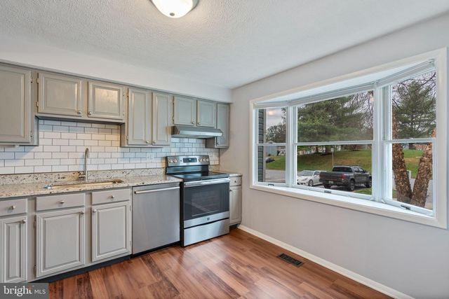 6008 CEDAR WOOD DR, Columbia, MD 21044