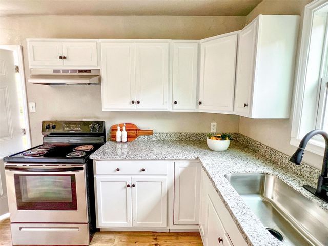 510 Sulphur Street, Houston, TX 77034