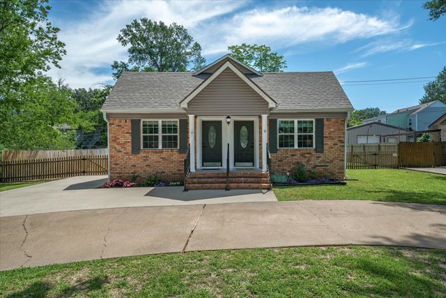 809 S Prairieville Street, Athens, TX 75751