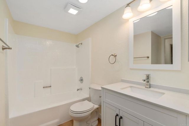 3535 Banbury Dr 65, Riverside, CA 92505