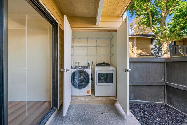3535 Banbury Dr 65, Riverside, CA 92505