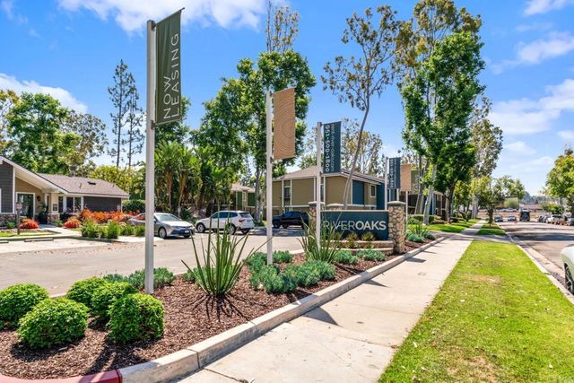3535 Banbury Dr 65, Riverside, CA 92505