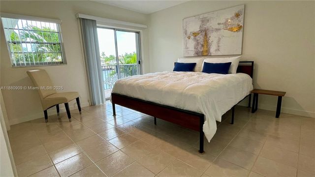 2200 S Ocean Dr N307, Hollywood, FL 33019