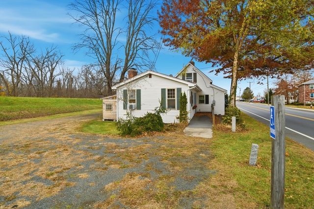 148 River St, West Springfield, MA 01089