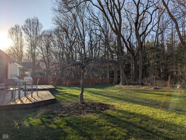 6374 Stratford Drive N, Fishers, IN 46038