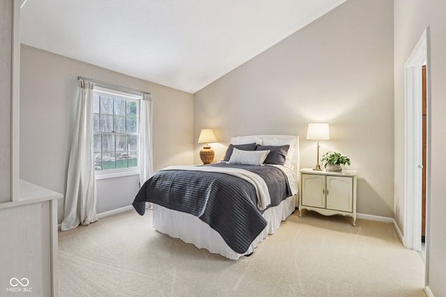 6374 Stratford Drive N, Fishers, IN 46038