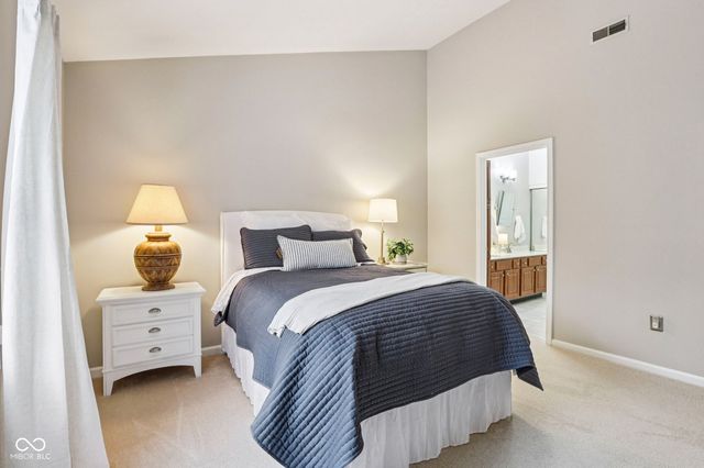 6374 Stratford Drive N, Fishers, IN 46038