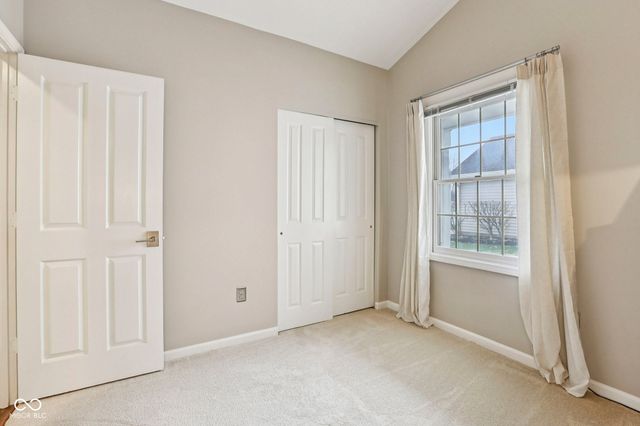 6374 Stratford Drive N, Fishers, IN 46038