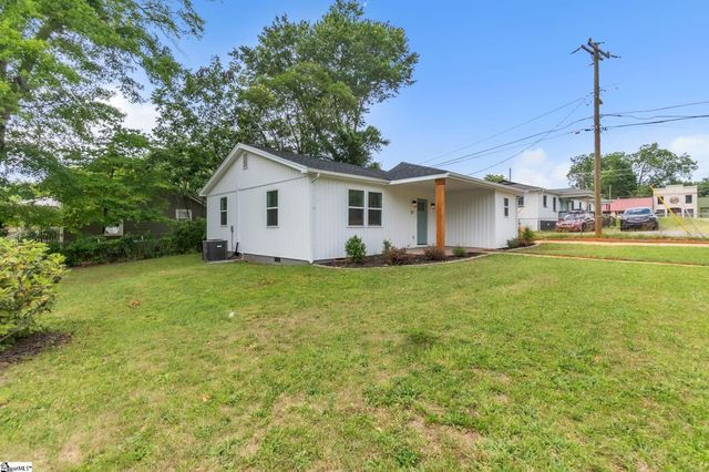 31 Hellams Street, Greenville, SC 29611