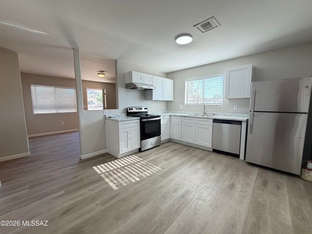 506 N Iroquois Ave Apt 1, Tucson, AZ 85745