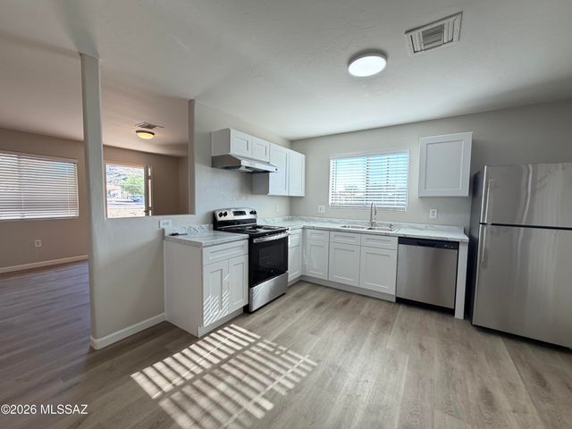 506 N Iroquois Ave Apt 1, Tucson, AZ 85745