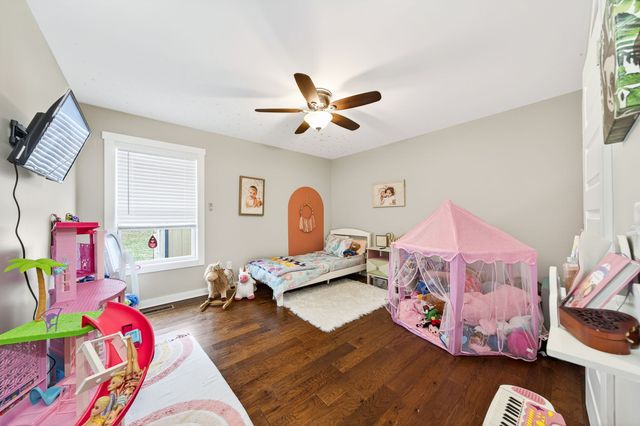 1175 Eagle Landing Dr, Cookeville, TN 38506