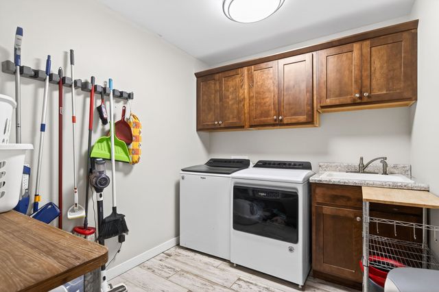 1175 Eagle Landing Dr, Cookeville, TN 38506