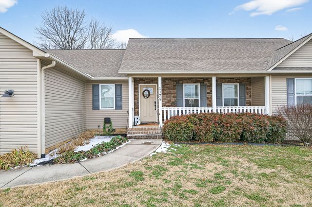 1175 Eagle Landing Dr, Cookeville, TN 38506