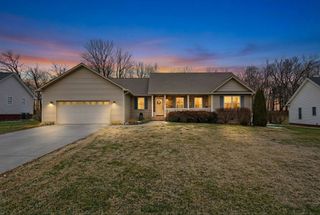 1175 Eagle Landing Dr, Cookeville, TN 38506