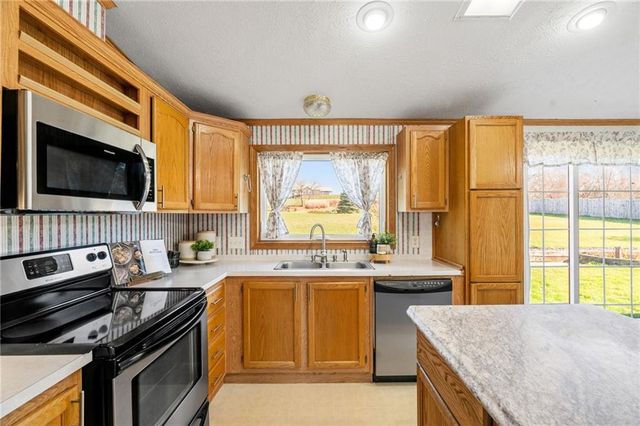 1281 W Northstar Lane, Eau Claire, WI 54703