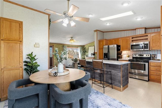 1281 W Northstar Lane, Eau Claire, WI 54703