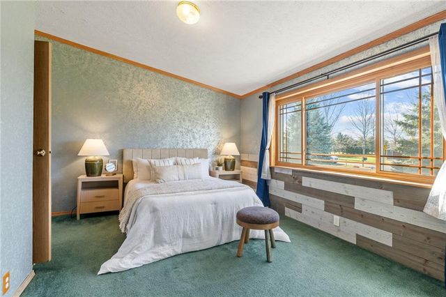 1281 W Northstar Lane, Eau Claire, WI 54703