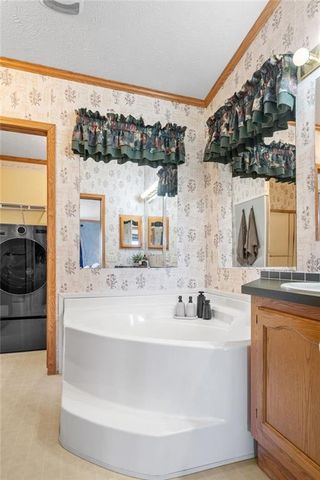 1281 W Northstar Lane, Eau Claire, WI 54703