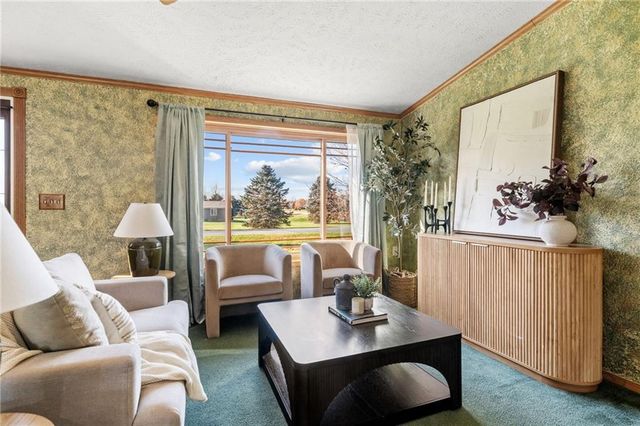 1281 W Northstar Lane, Eau Claire, WI 54703