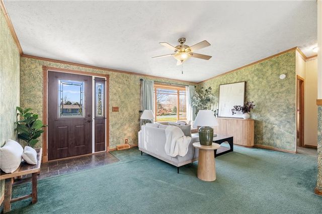 1281 W Northstar Lane, Eau Claire, WI 54703