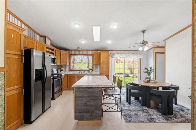 1281 W Northstar Lane, Eau Claire, WI 54703