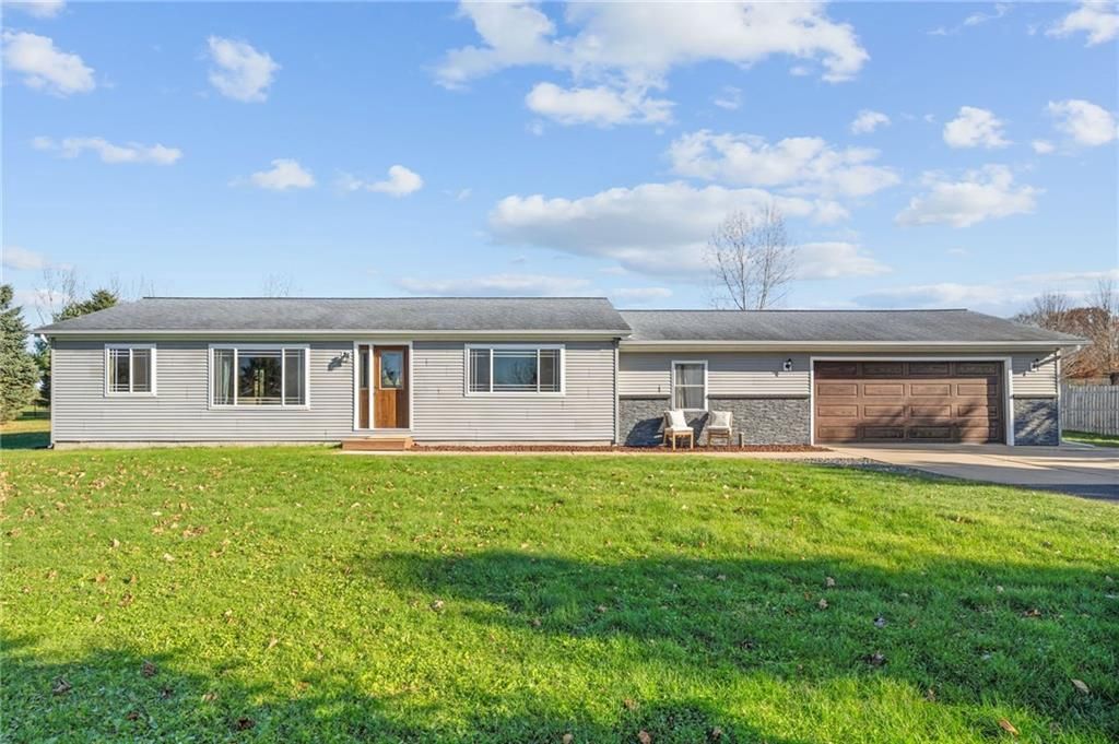 1281 W Northstar Lane, Eau Claire, WI 54703