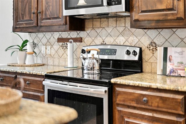 107 Chance Court, Springtown, TX 76082