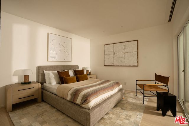 5270 Los Diegos Way, Los Angeles, CA 90027