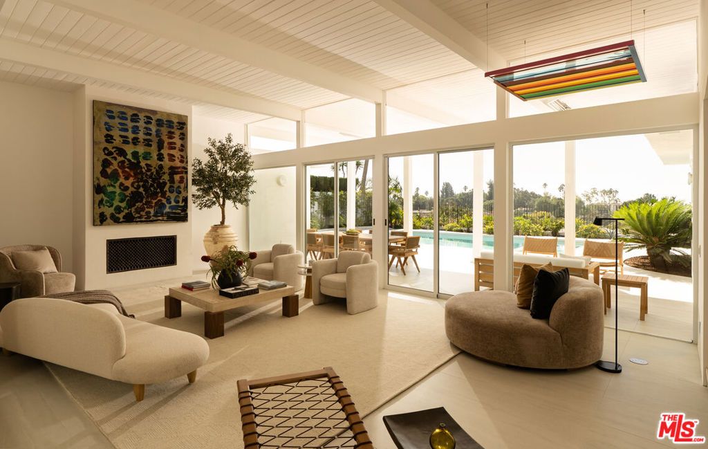 5270 Los Diegos Way, Los Angeles, CA 90027 — photo 2